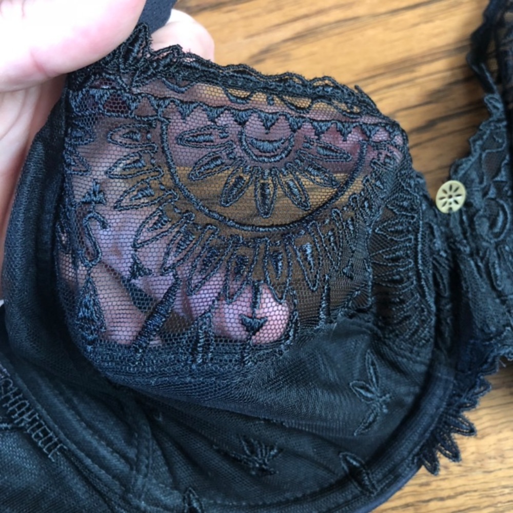 Chantelle Black Lace Underwire Bra 32D